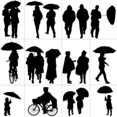 Silhouettes : personnes sous la pluie