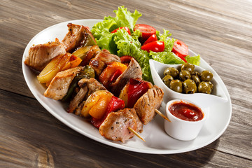 Grilled meat and vegetables
