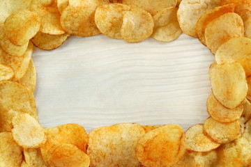 Cornice di patatine fritte © schiros