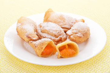 Cakes with apricots