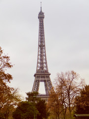 Retro look Tour Eiffel Paris