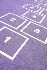Juegos de números en el suelo