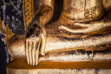 buddha statue detail