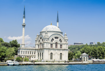 Fototapeta na wymiar Dolmabahce Mosque@Istanbul