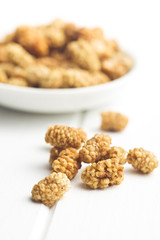 dried mulberry
