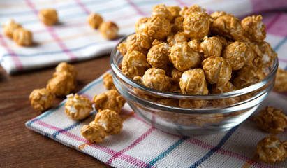 a lot of golden caramel corn