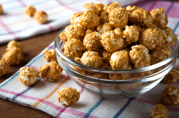 a lot of golden caramel corn