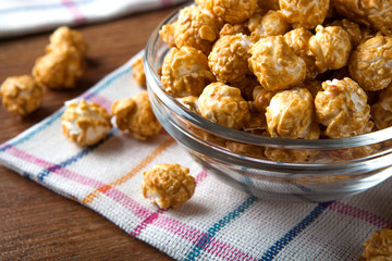 a lot of golden caramel corn