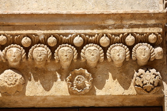 Bassorilievo Cattedrale di Matera