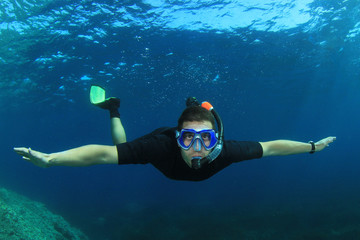 Snorkeling freediving