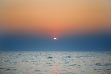 Fototapeta premium sunrise in the sea