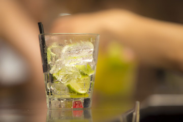 Bebida alcólica. Preparación. Coctel
