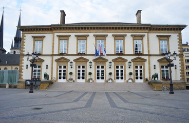 Fototapeta na wymiar Rathaus von Luxemburg Stadt