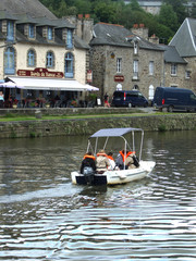 bateau sur la Rance