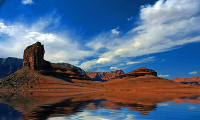 Fototapeta na wymiar Desert Water