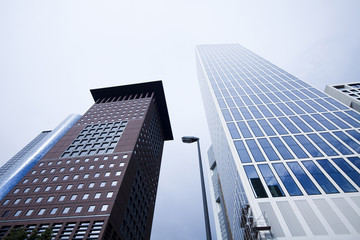 Obraz premium Nowoczesny budynek biurowy