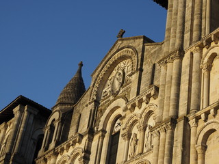 Iglesia de la Santa Cruz en Burdeos