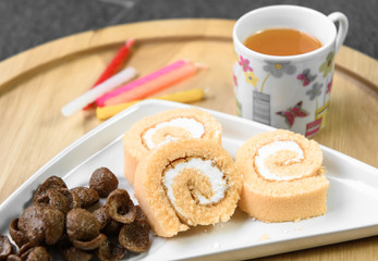 cake roll breakfast