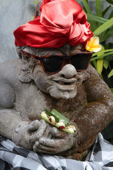 Que de soleil pour cette statue