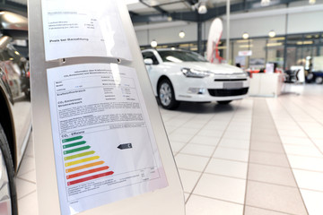 Information der Verbrauchswerte Neuwagen im Autohaus