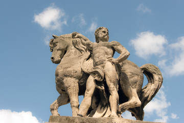 statua con cavallo