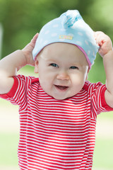 baby sitz aud der wiese