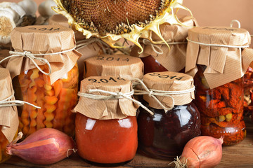 conserve e marmellate fatte in casa