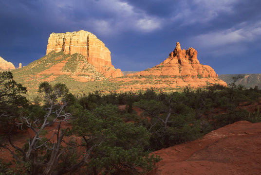 Courthouse Butte And Bell Rock