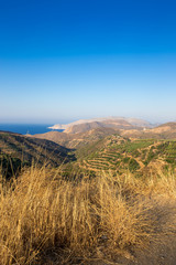 Fototapeta premium Schöner Ausblick auf Meer und Gebirge in Kreta
