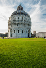 Battistero di Pisa, piazza dei Miracoli
