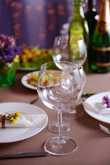 Table setting in restaurant
