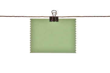 Preisschild an wäscheleine mit papier klemme