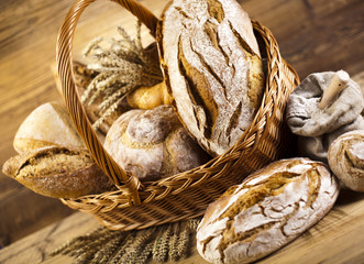 Composition with bread and basket