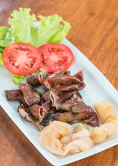 Grilled pork intestines