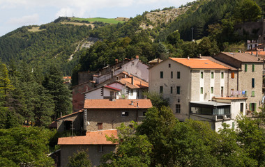 Obraz premium Paese di montagna in Toscana