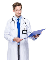 Medical doctor open with clipboard