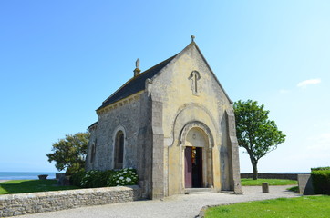 Fototapeta na wymiar La chapelle de Marins - Saint-Vaast-La-Houge (Normandie)