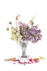 vertrockneter blumenstrauss