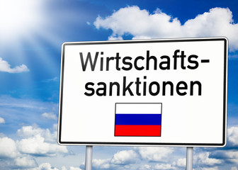 Schild mit Wirtschaftssanktionen