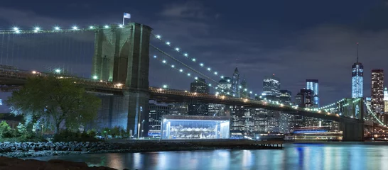 Fotobehang Brooklyn Bridge at night New York City © Bokicbo