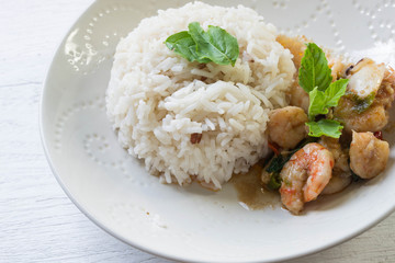 basil fried shrimp and rice