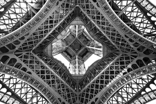 Fototapeta The Eiffel tower, view from below, Paris, France