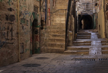 Smalle straat in Joodse wijk Jeruzalem