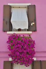 Fototapeta na wymiar Pink house in Burano, Venice, Italy