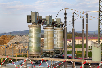 Building on a high-voltage substation