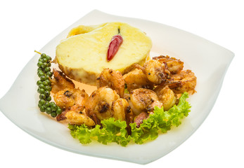 Garlic shrimps with potato