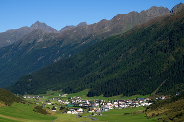 Fototapeta na wymiar Wirl - Galtür - Tirol - Alpen