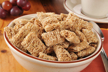 Shredded organic wheat cereal