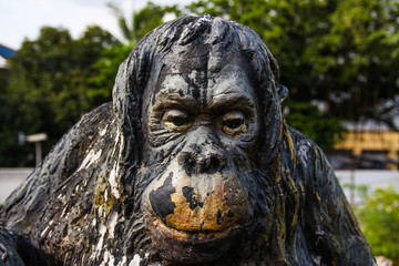Fototapeta na wymiar Monkey statue