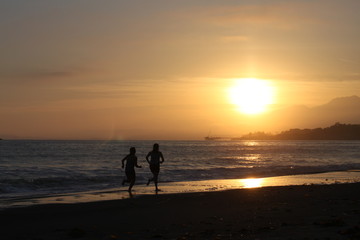 Fototapeta na wymiar Sunset Ocean Beach